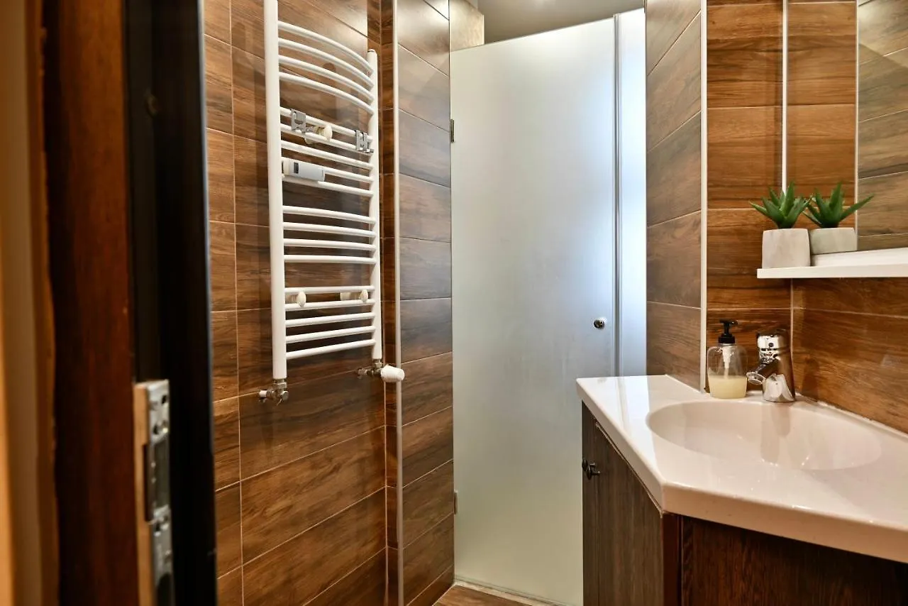 Cozy Home: Two-Bedroom Apartment With Stunning View Sofia 0*,