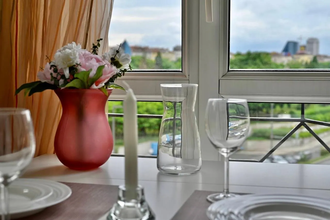 Cozy Home: Two-Bedroom Apartment With Stunning View Sofie 0*,  Bulharsko